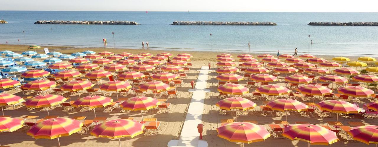 Hotel Atlantic & Spa Gabicce Mare Bagian luar foto